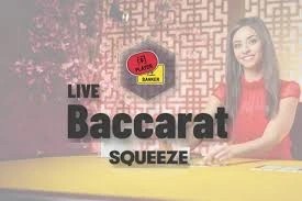 Baccarat Squeeze online game logo by Evolution on candylandcasino-germany.com